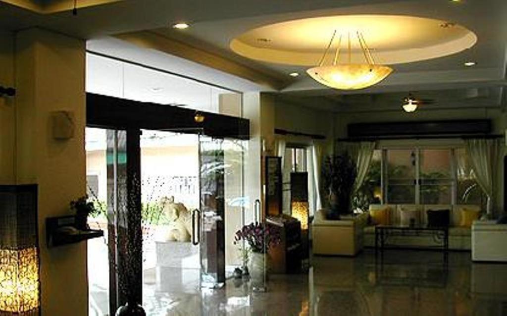 Sa-Nguan Malee Mansion Ξενοδοχείο Τσιάνγκ Μάι Εξωτερικό φωτογραφία